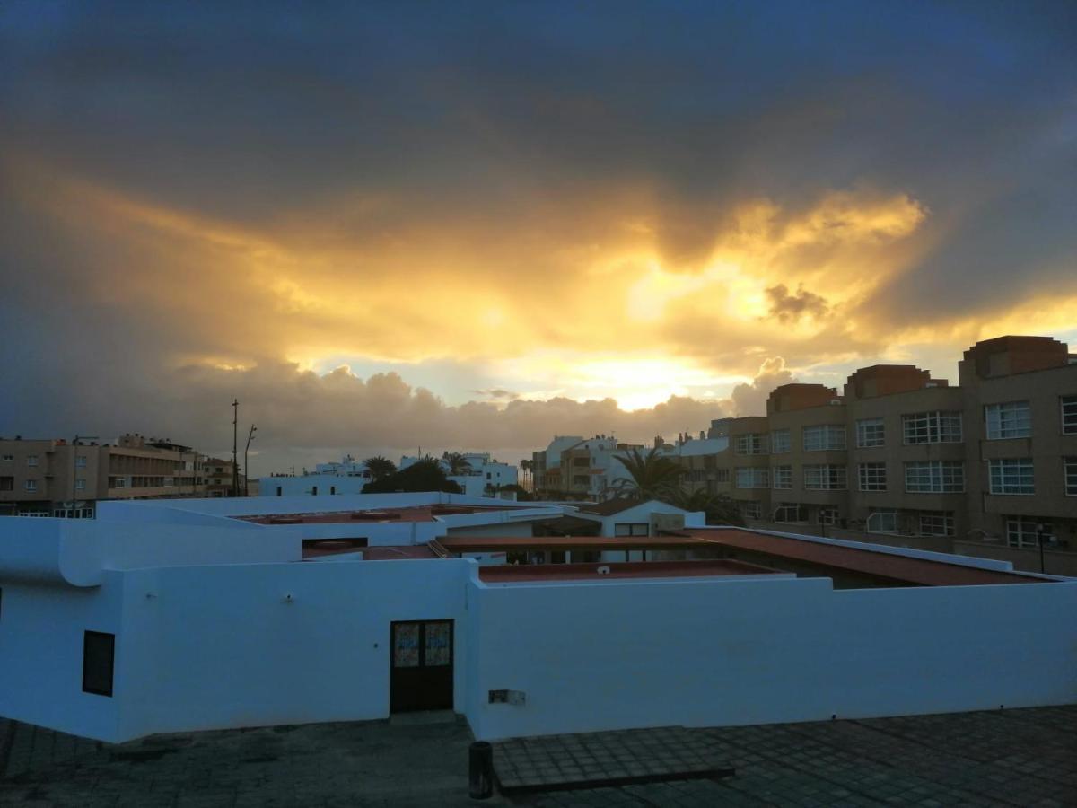 Modern Apartment With Sea Views In Corralejo Kültér fotó
