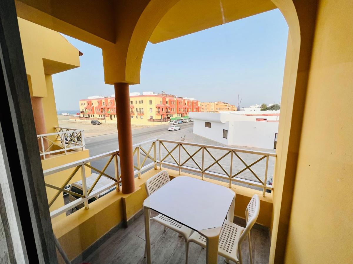 Modern Apartment With Sea Views In Corralejo Kültér fotó