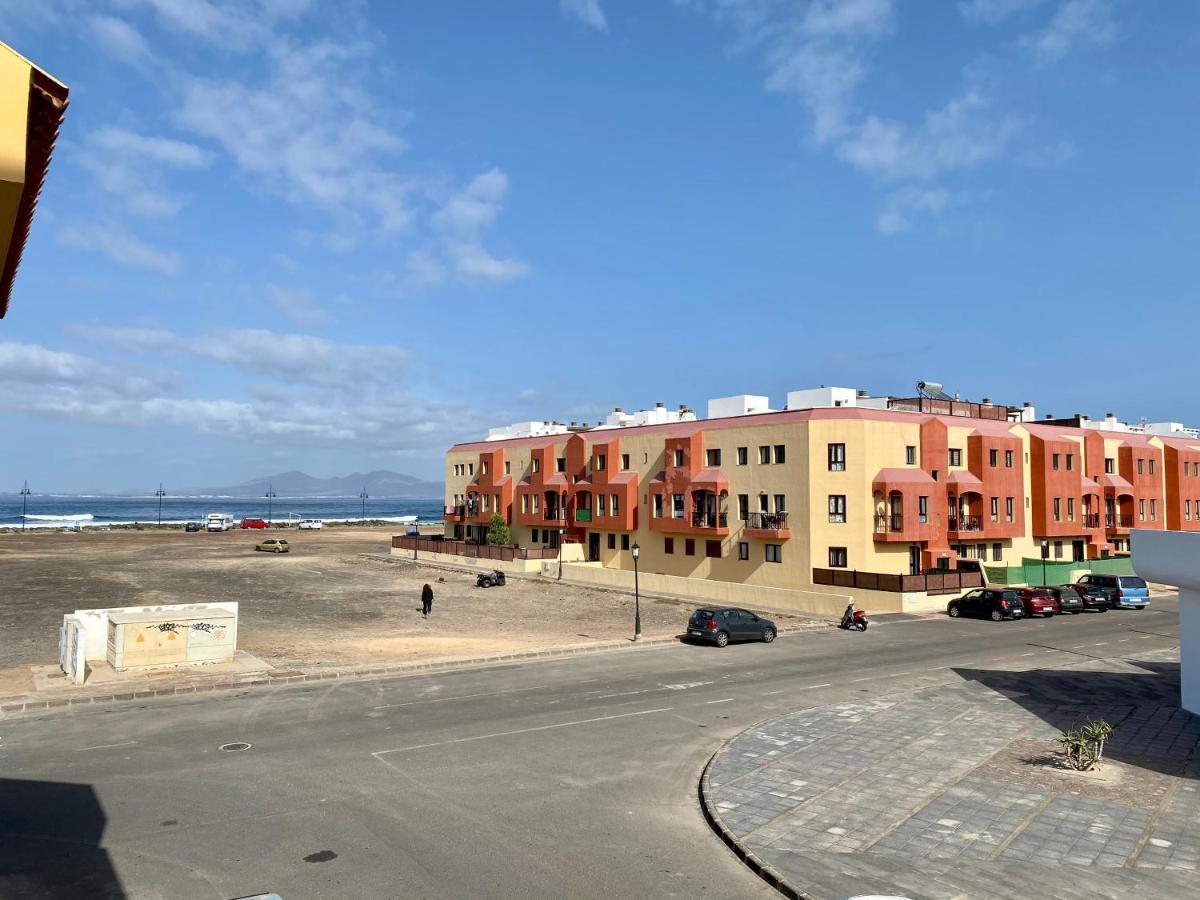 Modern Apartment With Sea Views In Corralejo Kültér fotó
